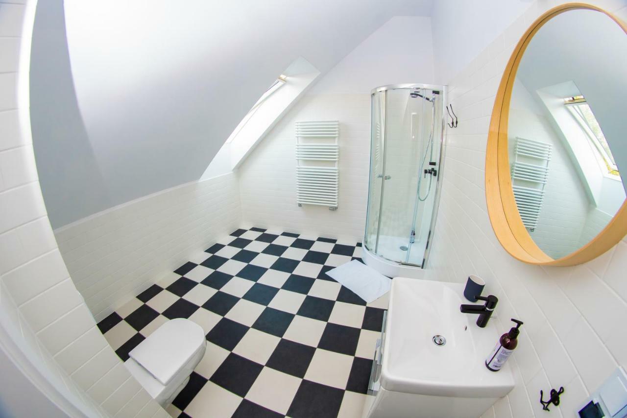 Palac I Folwark Brzeznica Brzeznica  Extérieur photo