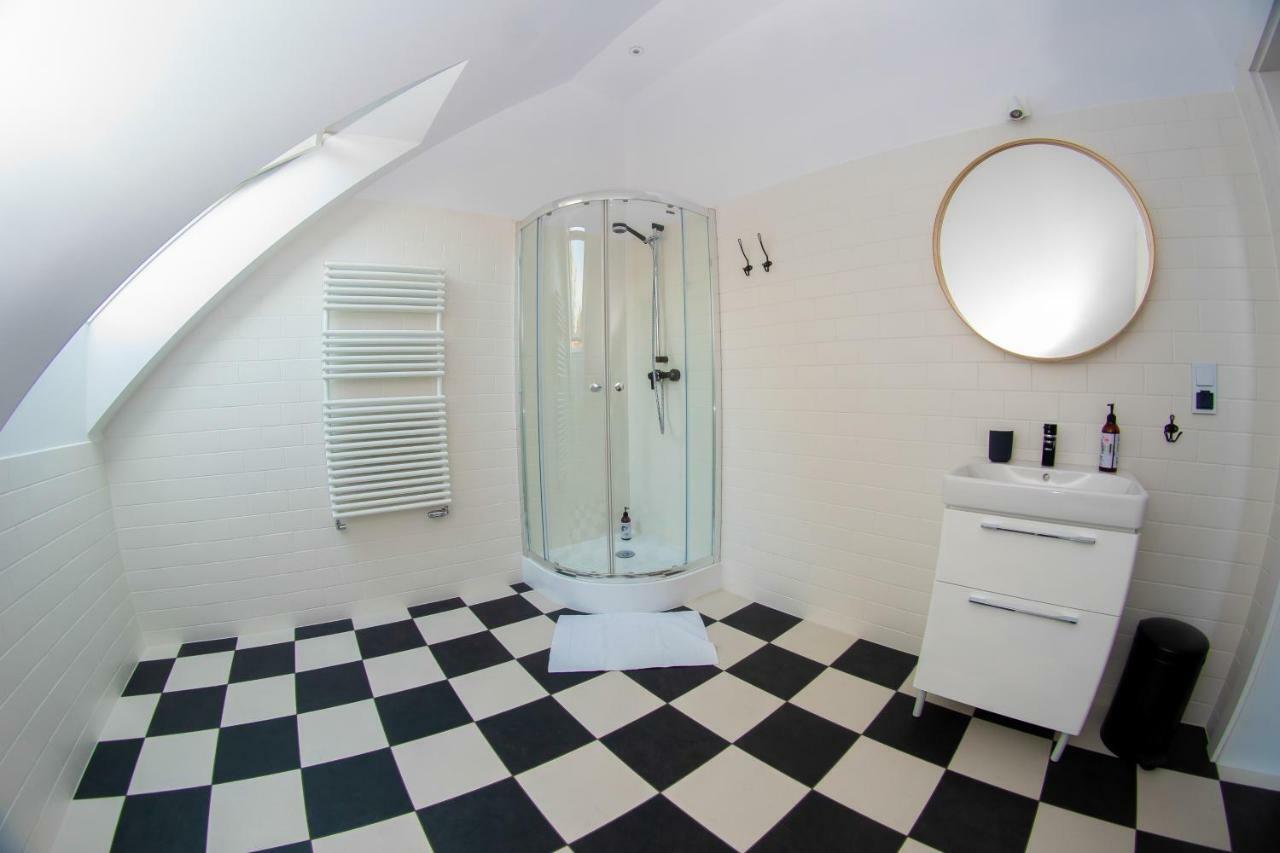 Palac I Folwark Brzeznica Brzeznica  Extérieur photo